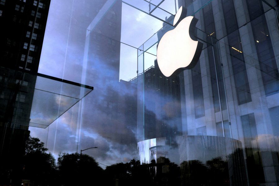 Apple Set Up a New Company in Shanghai, Promoting the Landing of AI Phones in China